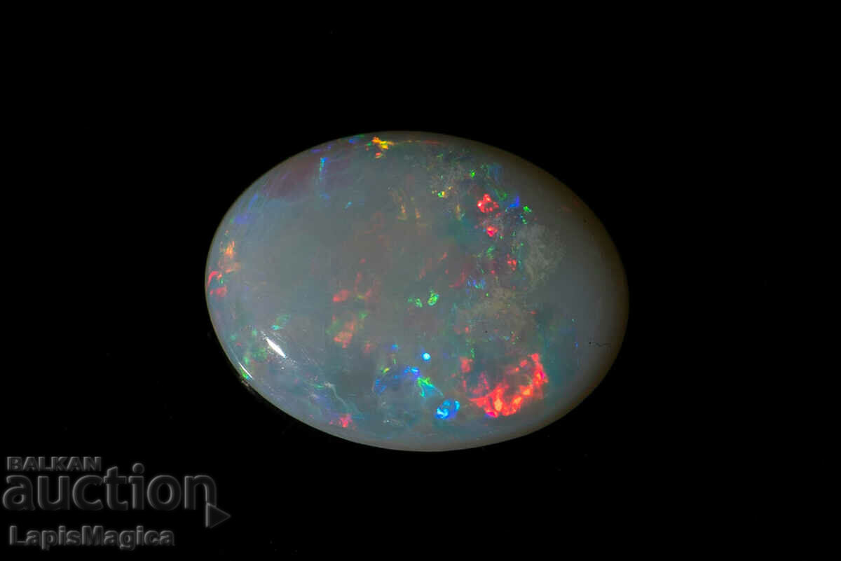 Opal de cristal australian 1.00ct Cabochon oval