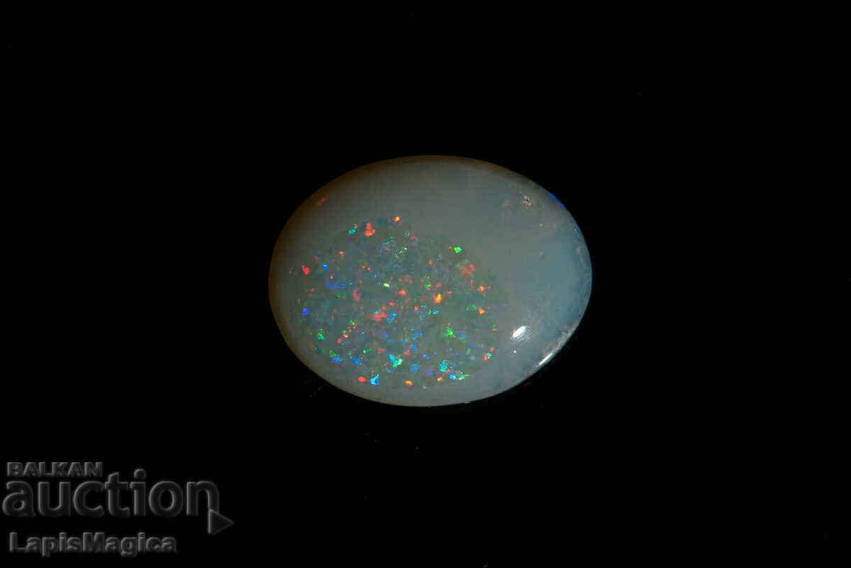 Opal de cristal australian 0,98 ct Cabochon oval