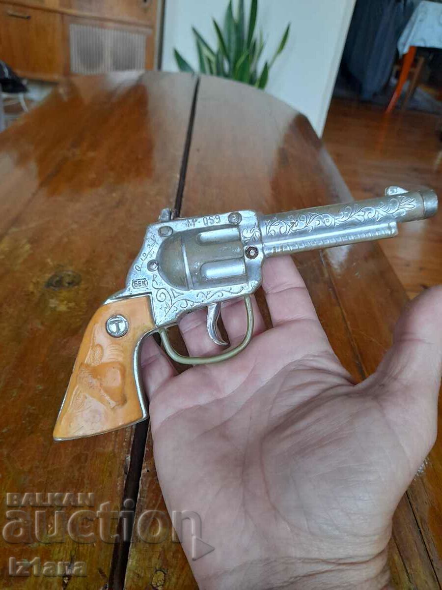 Delivery of Old shotgun Delivery of Old shotgun