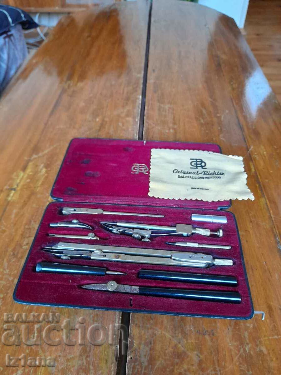 Delivery of Old Richter Precision calipers