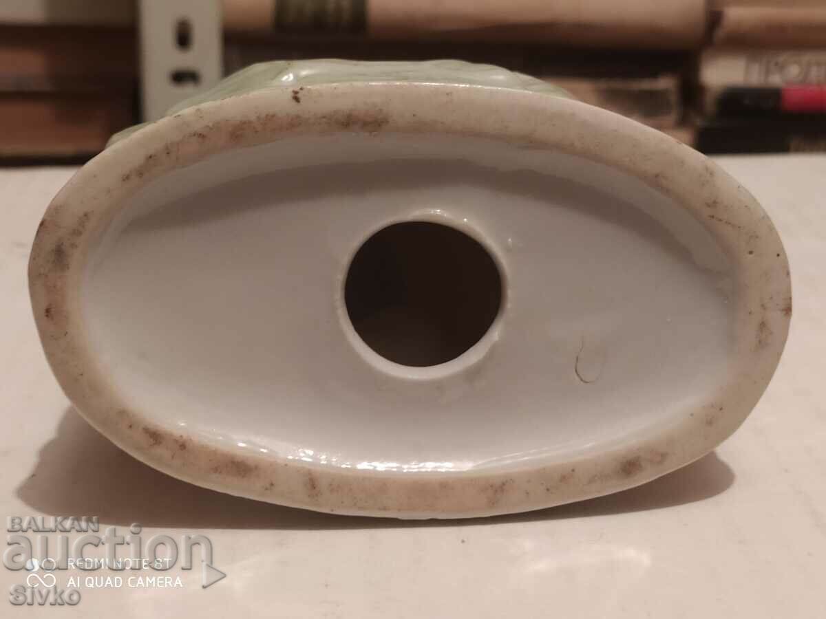 Delivery of Porcelain figurine, lovers Delivery of Porcelain figurine, lovers