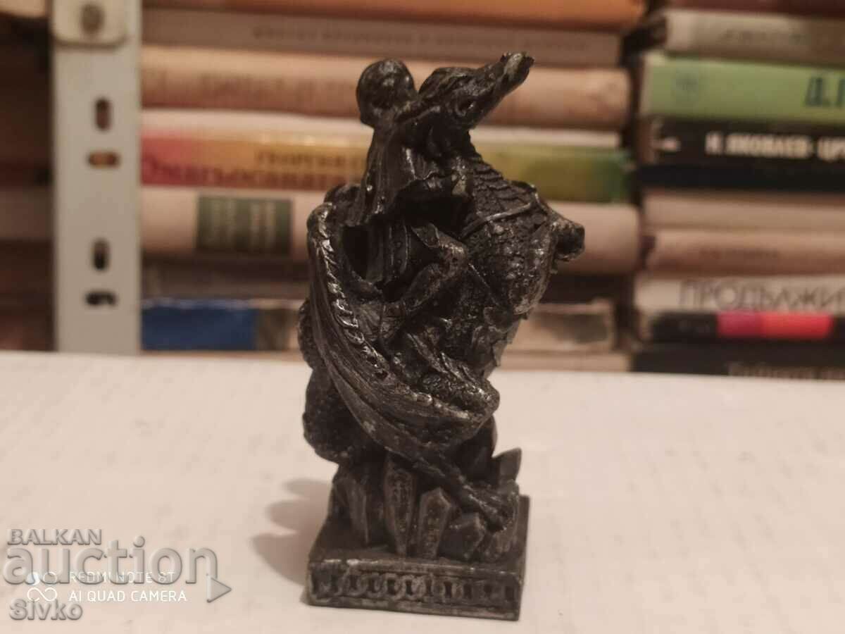 Delivery of Figure dragon with rider