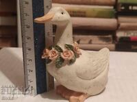 Duck figurine