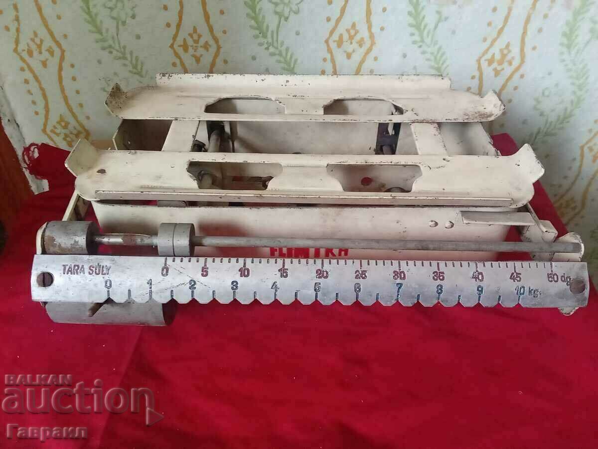 Стар кантар с цена 15.00 лв. | € 7.67 Стар кантар с цена 15.00 лв. | € 7.67