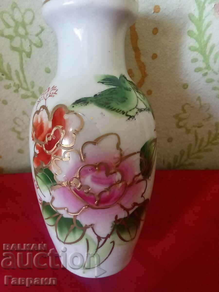 A vase with price 7.00 BGN | € 3.58 A vase with price 7.00 BGN | € 3.58