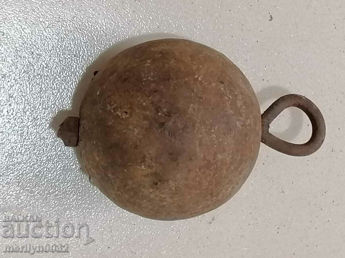 A cannonball mortars a chimney sweep bombard - 5 A cannonball mortars a chimney sweep bombard - 5