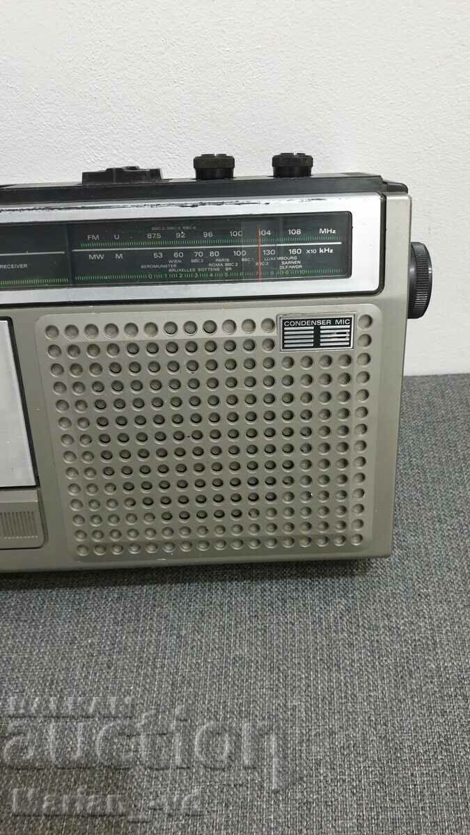 Livrarea Radiocasetofon Hitachi TRK-5500E