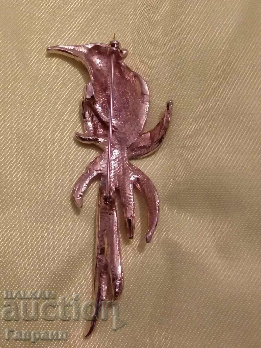 Παλιά καρφίτσα - 5 Παλιά καρφίτσα - 5