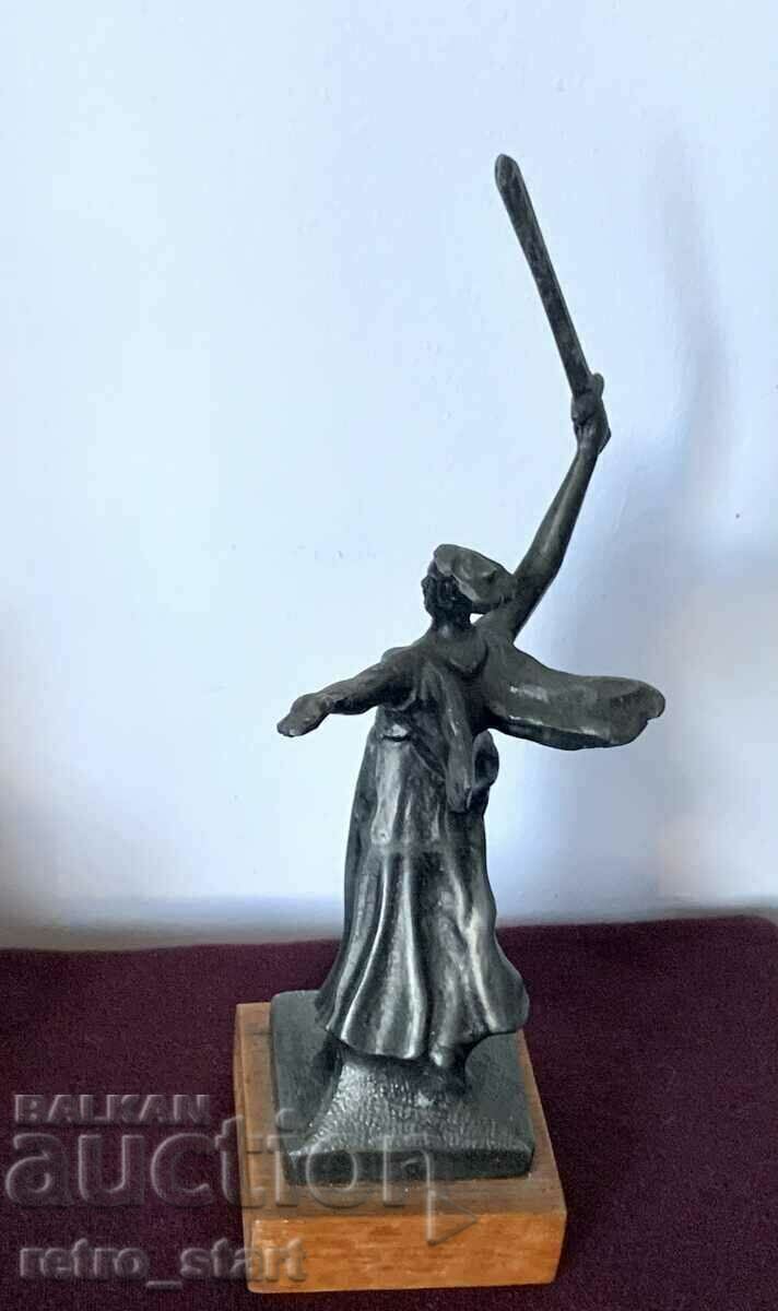 Delivery of Soviet figure VOLGOGRAD Delivery of Soviet figure VOLGOGRAD