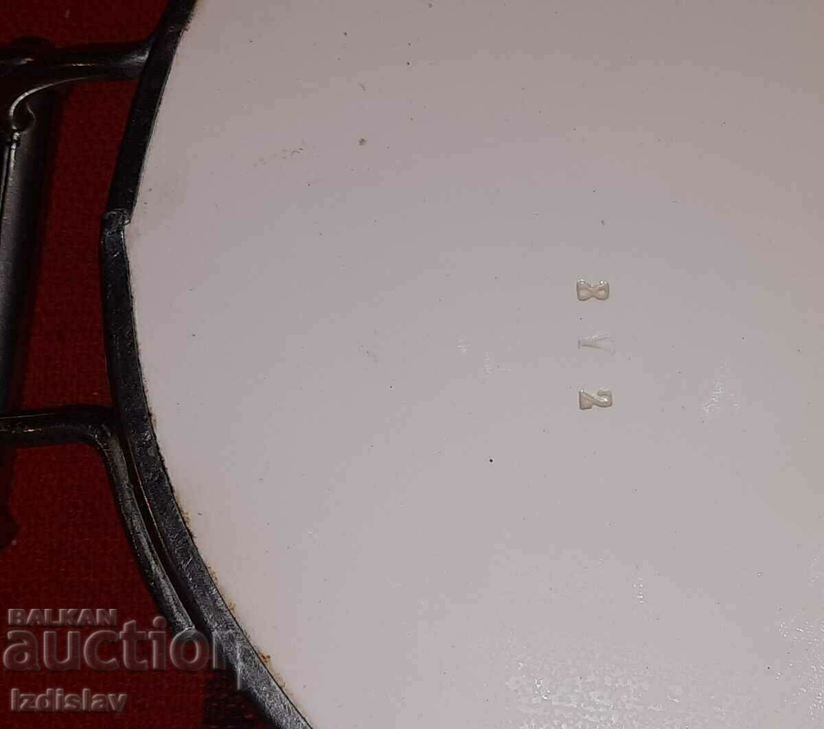 Delivery of Old porcelain tray 1930 Delivery of Old porcelain tray 1930