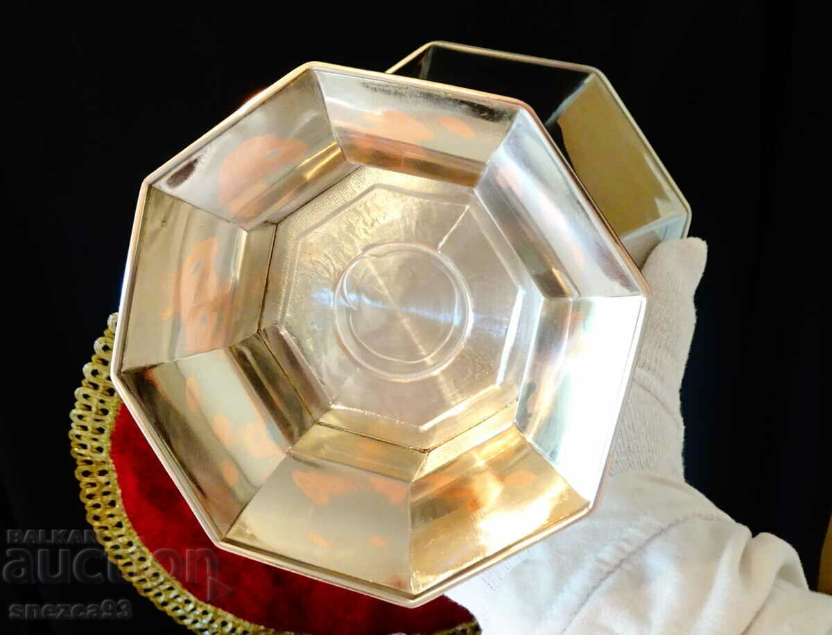 Silver-plated copper vase 1.2 kg., 28 cm., vines, grapes. - 5 Silver-plated copper vase 1.2 kg., 28 cm., vines, grapes. - 5