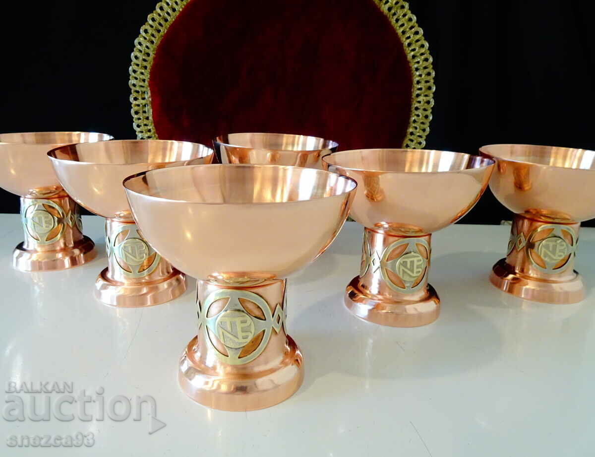 A gorgeous copper set of wine and champagne glasses. with price 499.00 BGN | € 255.13 A gorgeous copper set of wine and champagne glasses. with price 499.00 BGN | € 255.13
