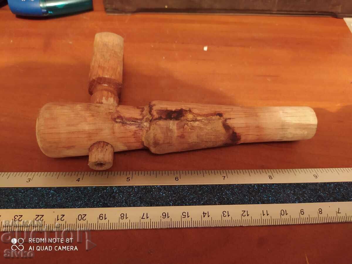 Cinnamon wood with price 0.11 BGN | € 0.06