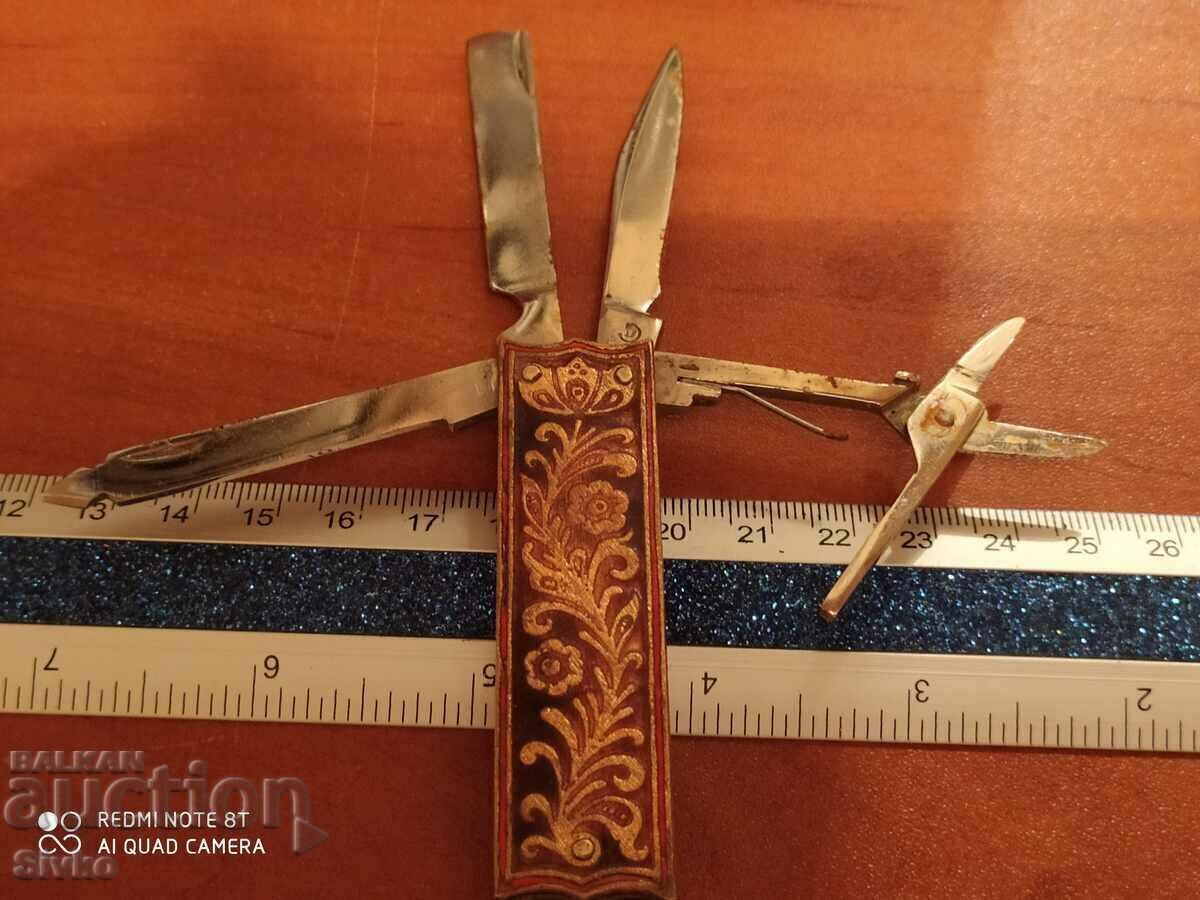 Auction  Pocket leg for collection