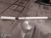 White pen