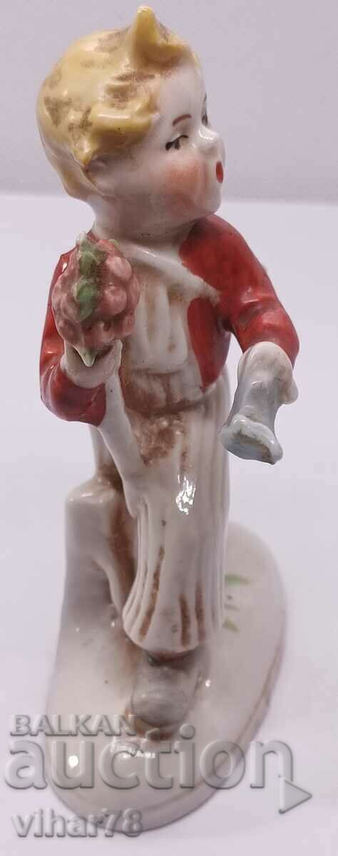 Аукцион Стара Порцеланова фигура Аукцион Стара Порцеланова фигура