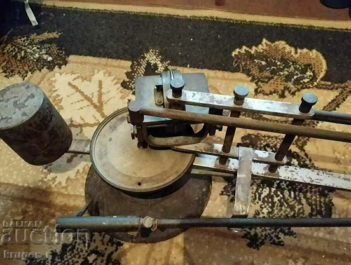 A very old PLANIMETER with price 70.00 BGN | € 35.79 A very old PLANIMETER with price 70.00 BGN | € 35.79