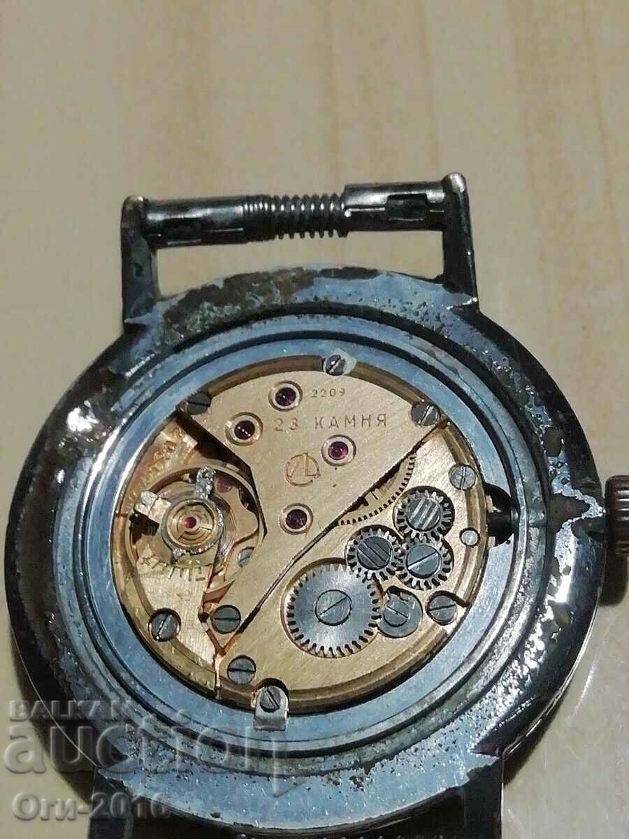 Auction Russian mechanical watch LUCH Auction Russian mechanical watch LUCH