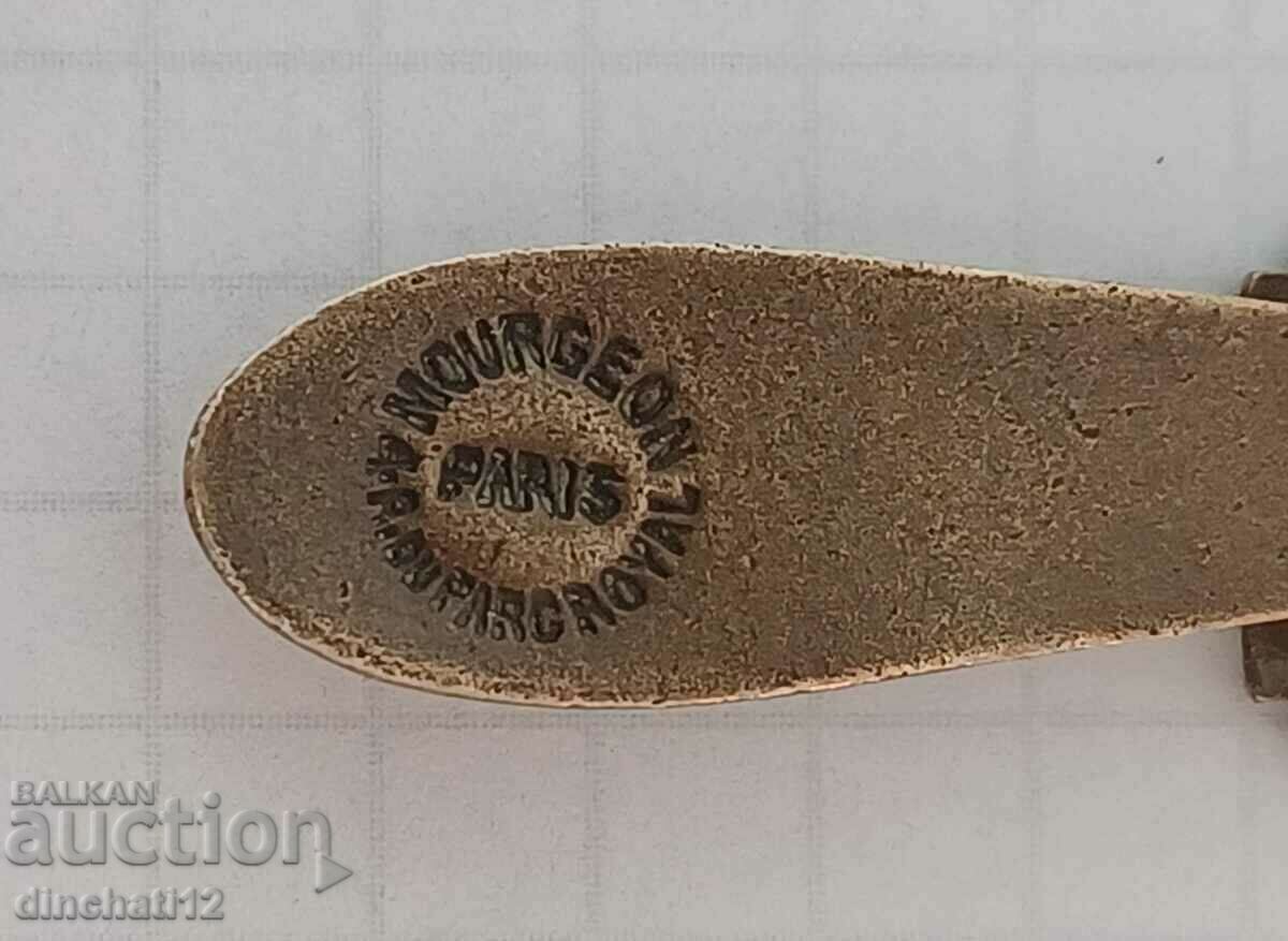 Παράδοση Στρατιωτικά διακριτικά Γαλλία. Παρίσι Παράδοση Στρατιωτικά διακριτικά Γαλλία. Παρίσι