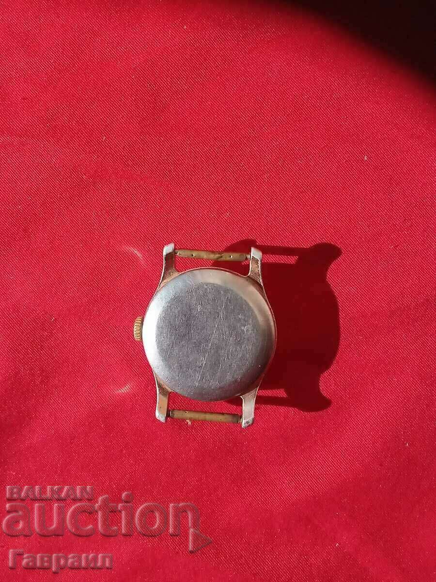 Old clock, working with price 20.00 BGN | € 10.23