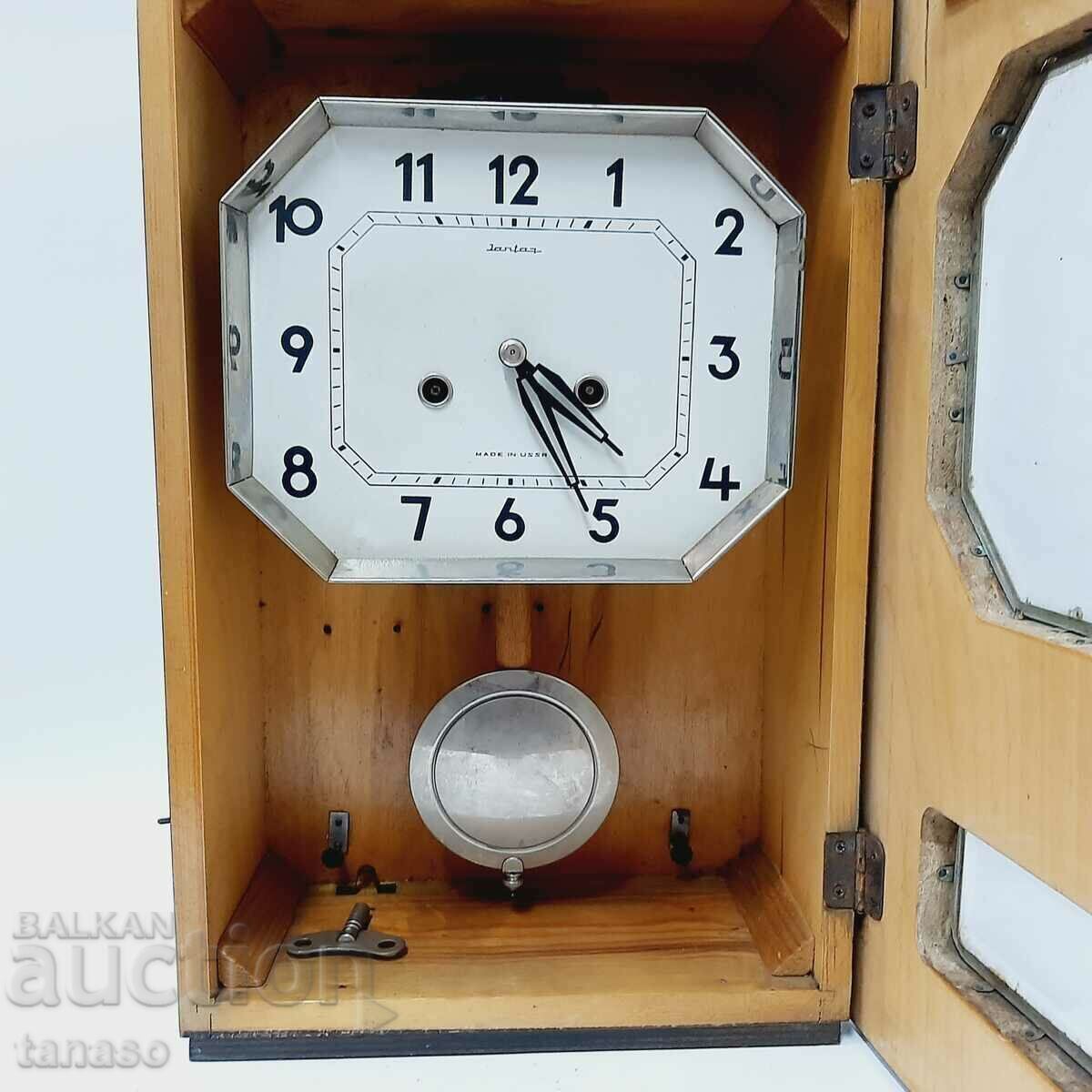 WALL CLOCK AMBER WITH PENDULUM AND KEY(8.1) with price 89.00 BGN | € 45.50 WALL CLOCK AMBER WITH PENDULUM AND KEY(8.1) with price 89.00 BGN | € 45.50