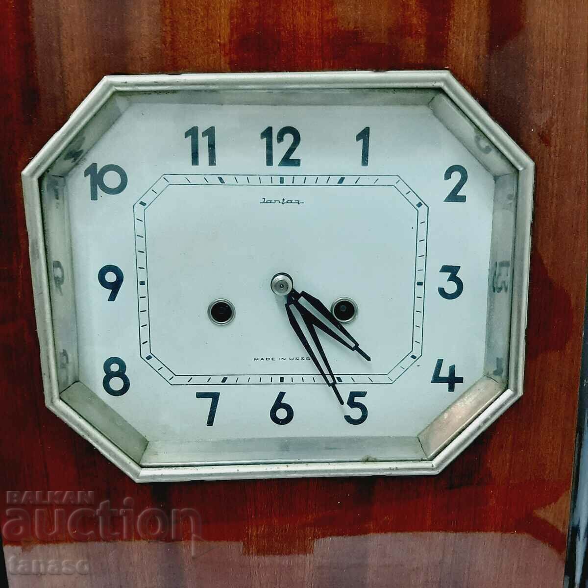 WALL CLOCK AMBER WITH PENDULUM AND KEY(8.1) - 7 WALL CLOCK AMBER WITH PENDULUM AND KEY(8.1) - 7