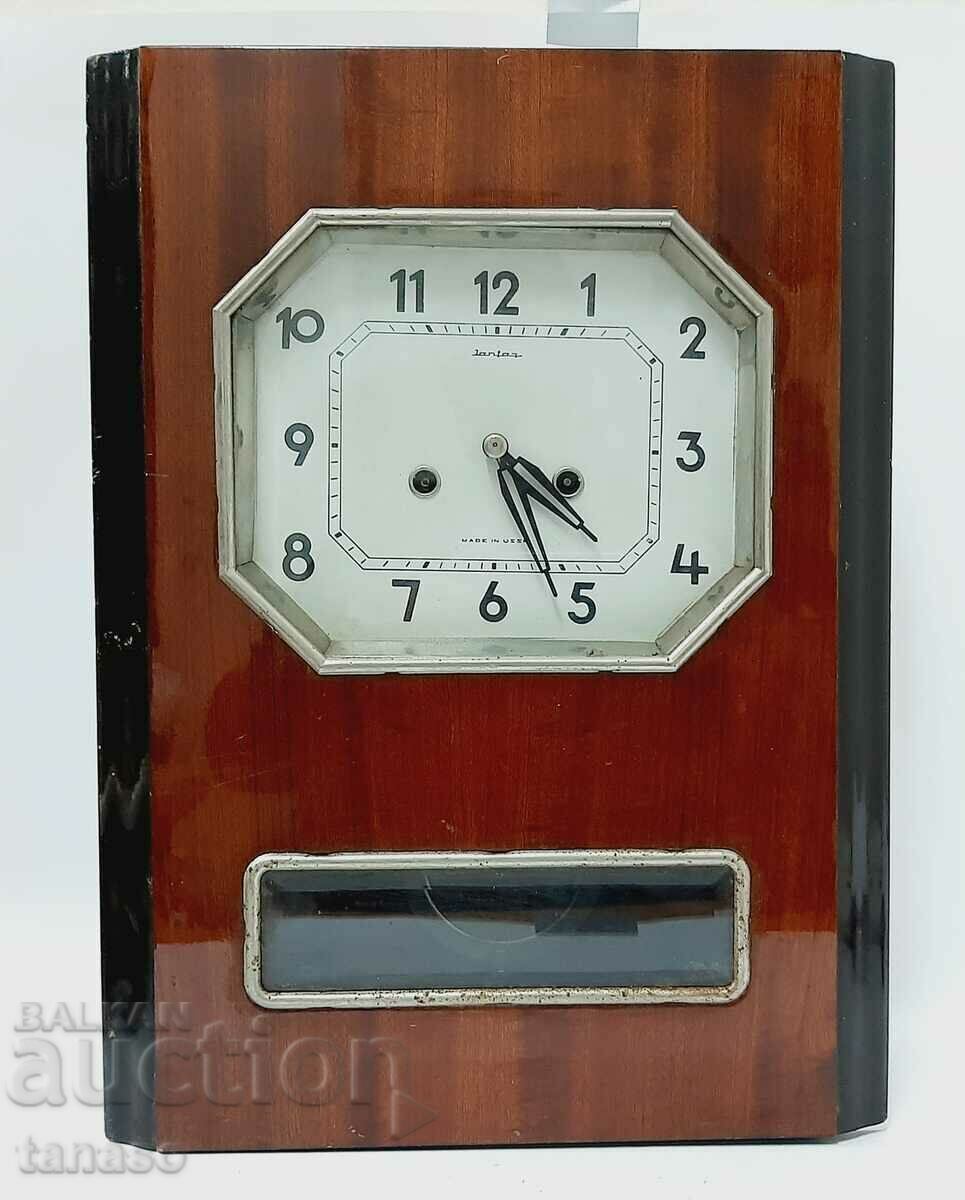 WALL CLOCK AMBER WITH PENDULUM AND KEY(8.1) WALL CLOCK AMBER WITH PENDULUM AND KEY(8.1)