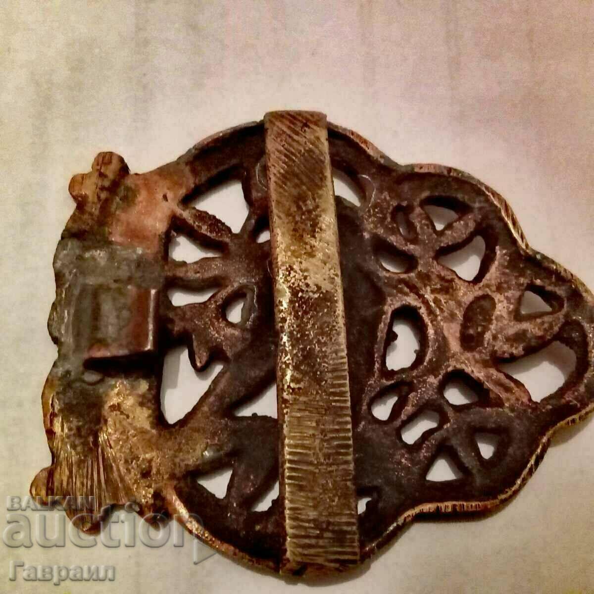 Old pafta with price 30.00 BGN | € 15.34 Old pafta with price 30.00 BGN | € 15.34