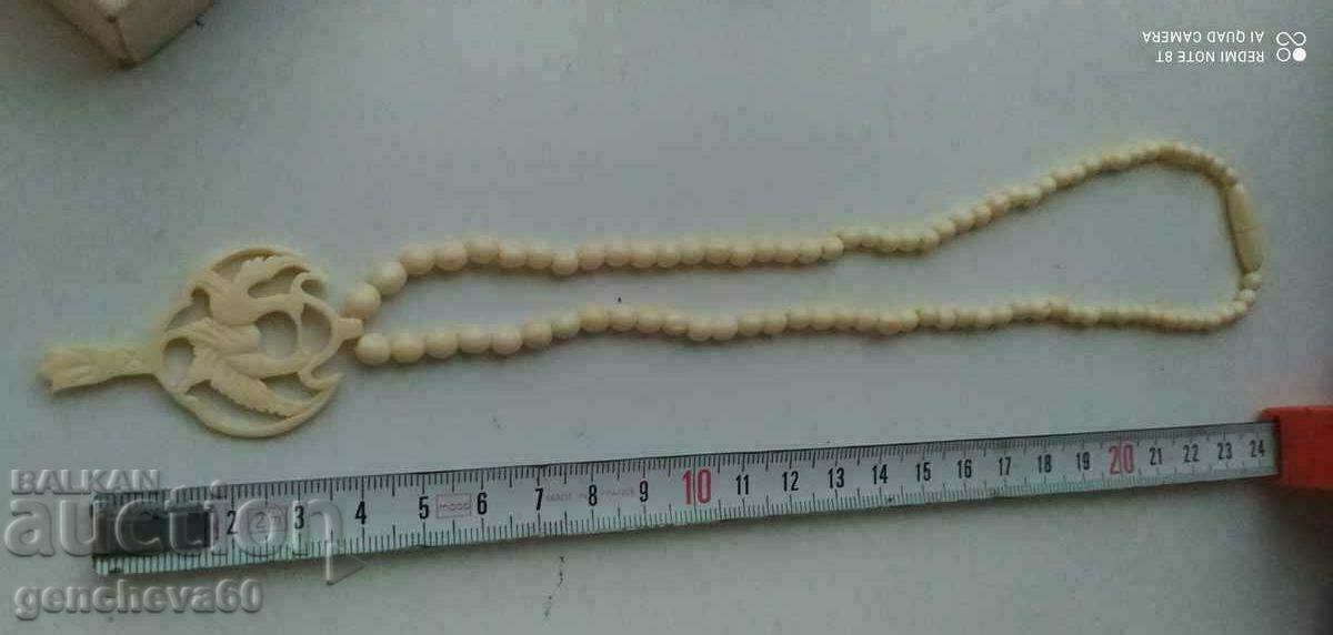 Beautiful delicate bone necklace - 6
