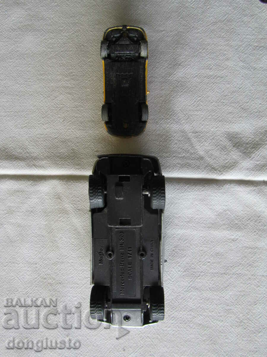 Auction  Metal cart models