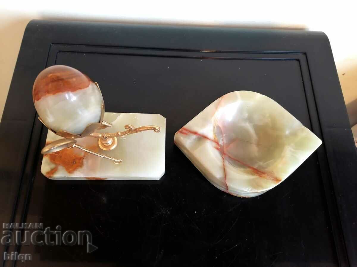 Great Onyx Egg And Ashtray Set with price 34.98 BGN | € 17.88 Great Onyx Egg And Ashtray Set with price 34.98 BGN | € 17.88