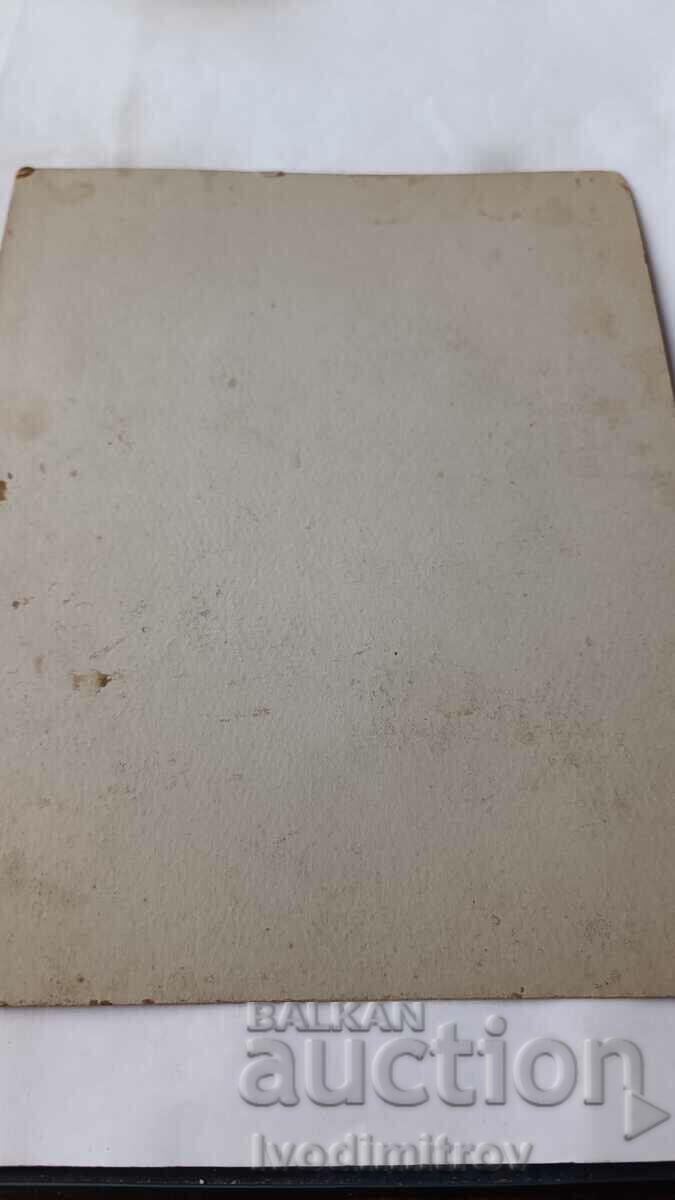 Photo An officer and four men Cardboard with price 8.65 BGN | € 4.42 Photo An officer and four men Cardboard with price 8.65 BGN | € 4.42