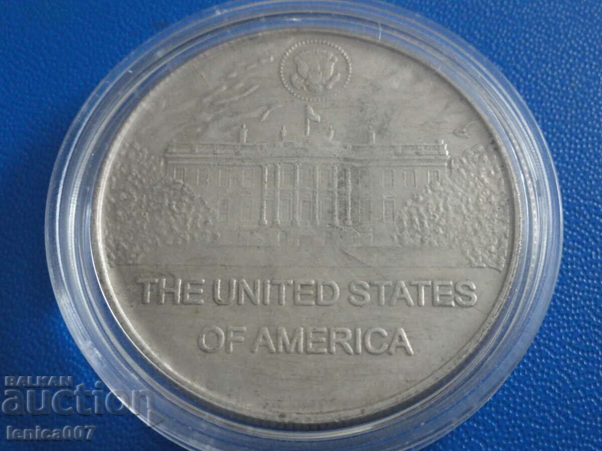 USA - Plaque "Thomas Jefferson" with price 8.80 BGN | € 4.50 USA - Plaque "Thomas Jefferson" with price 8.80 BGN | € 4.50