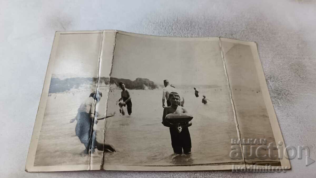 Foto Copii pe plajă