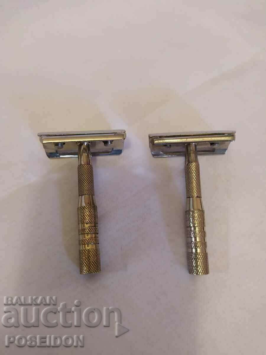 TWO FLOURS FROM SOCA