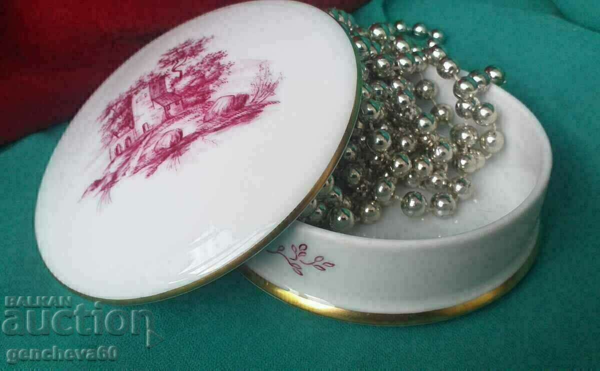Beautiful porcelain jewelry box/tag Beautiful porcelain jewelry box/tag