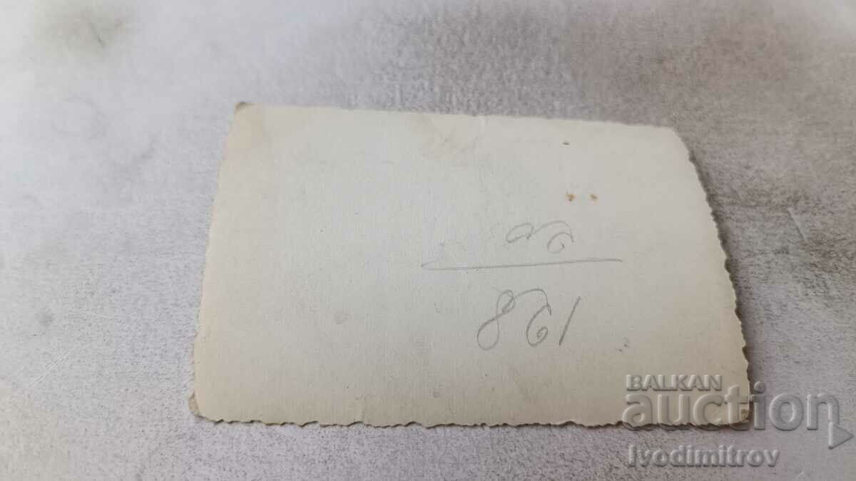 Photo Sofia Three women and three men on a walk with price 2.35 BGN | € 1.20 Photo Sofia Three women and three men on a walk with price 2.35 BGN | € 1.20