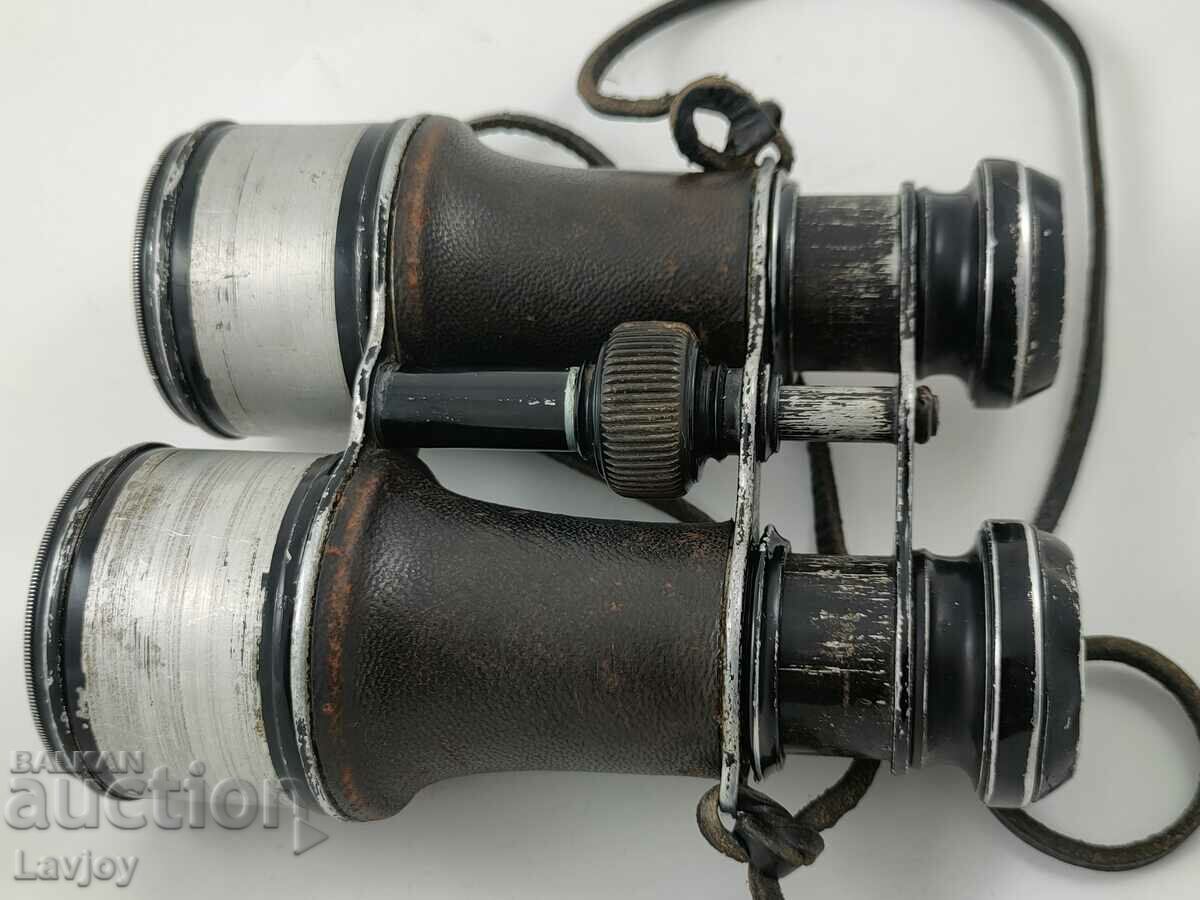 Licitație Vechi binoclu german din Primul Război Mondial Licitație Vechi binoclu german din Primul Război Mondial