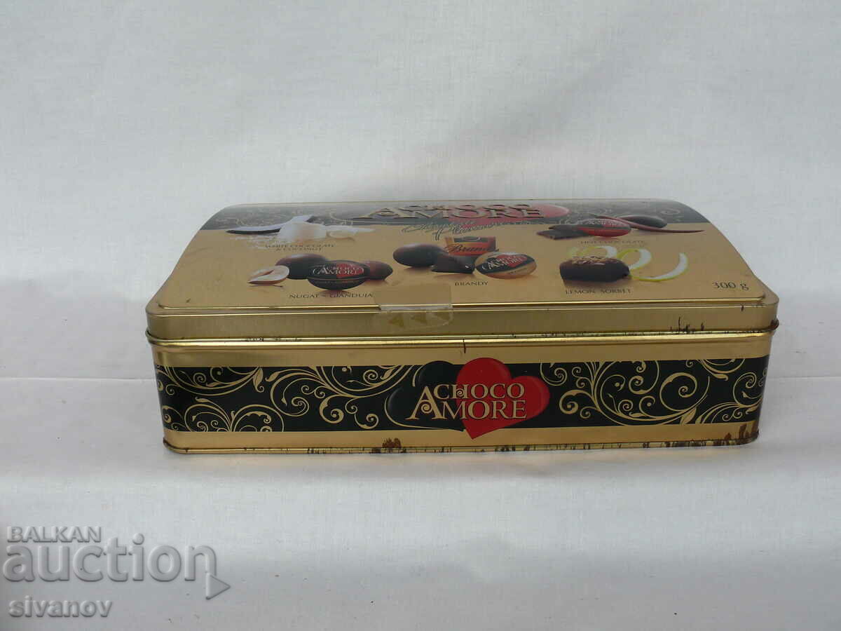 Auction Interesting metal candy box #2167 Auction Interesting metal candy box #2167
