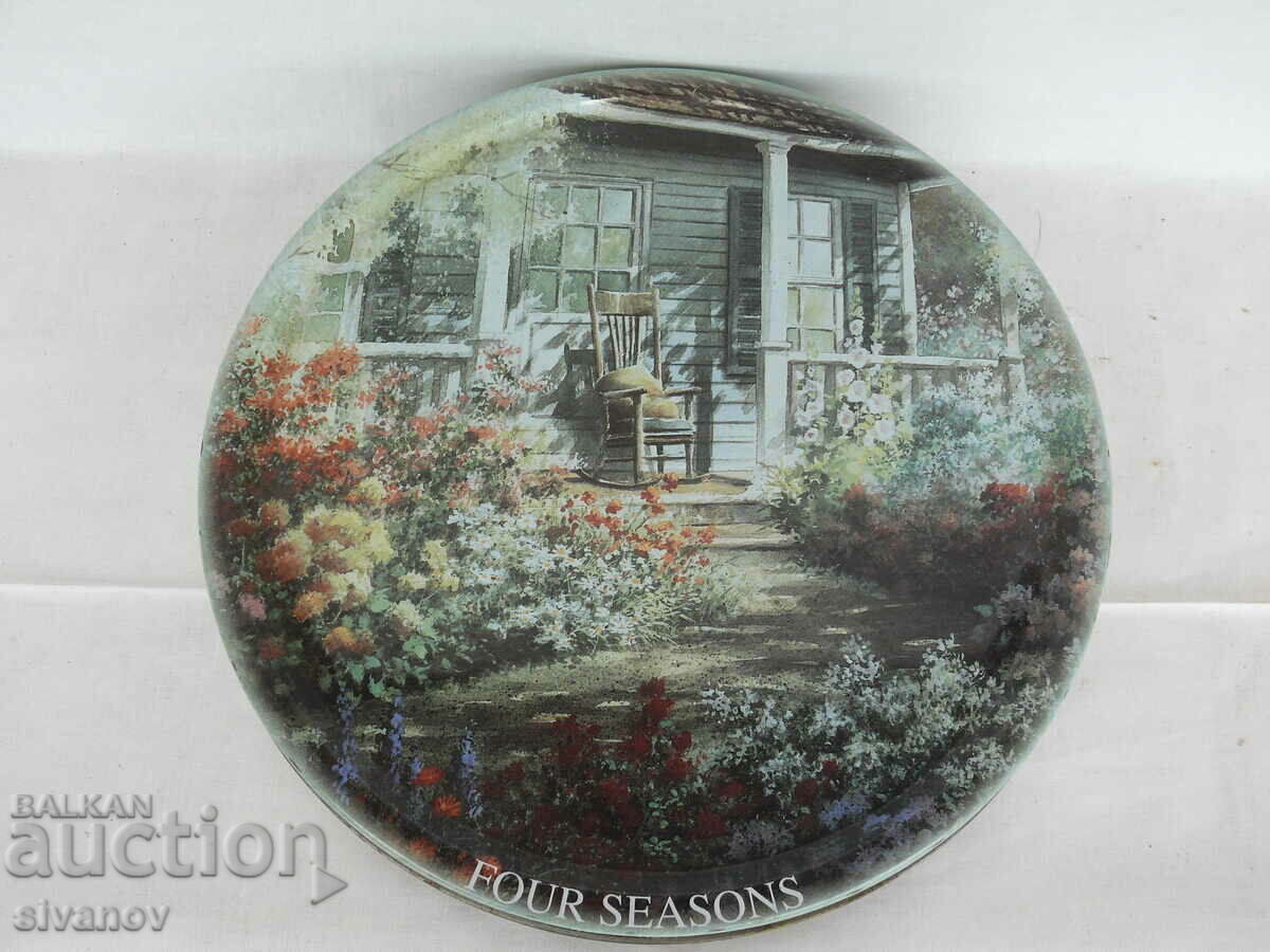 Interesting Metal Biscuit Box #2170 with price 9.99 BGN | € 5.11 Interesting Metal Biscuit Box #2170 with price 9.99 BGN | € 5.11