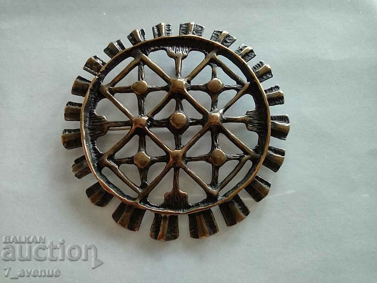 Old Medallion, seals 11/15/2023 - 6