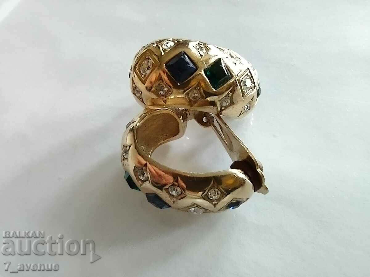 Delivery of Clip earrings, very beautiful and original, 11/15/2023 Delivery of Clip earrings, very beautiful and original, 11/15/2023