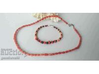 Necklace and mane of red coral, silver