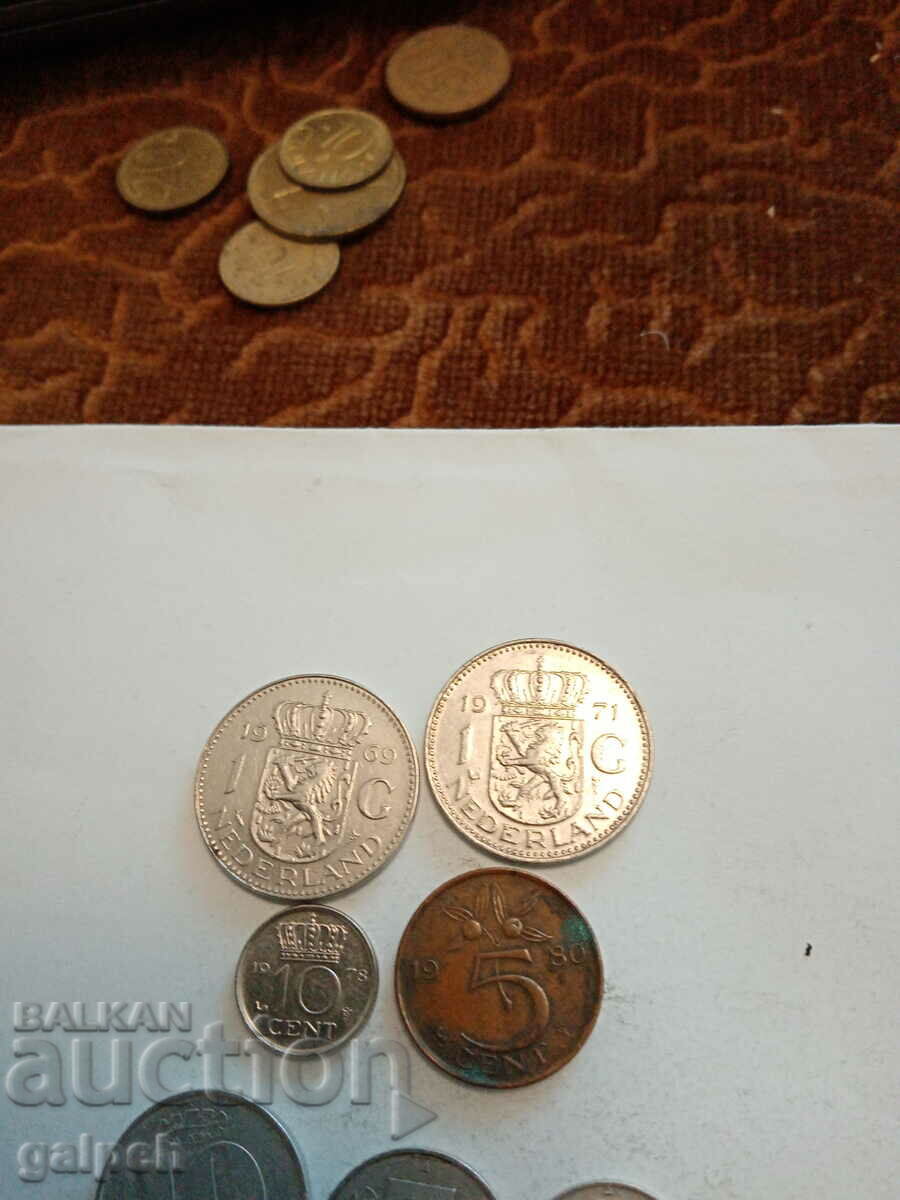 COINS MIXED LOT - 19 pcs. - BGN 3 with price 3.00 BGN | € 1.53 COINS MIXED LOT - 19 pcs. - BGN 3 with price 3.00 BGN | € 1.53