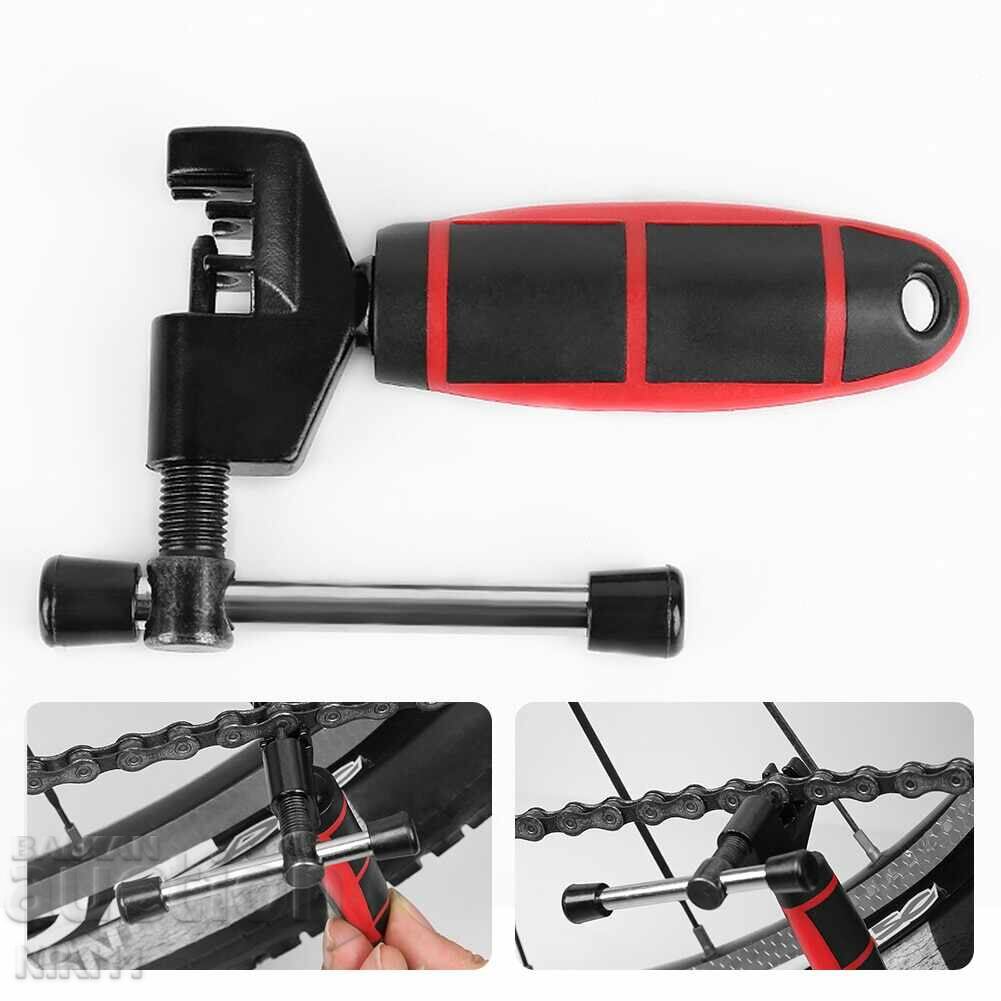 Tool for dismantling, installing a bicycle chain