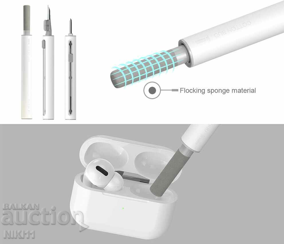 Auction  Bluetooth headset cleaning tool