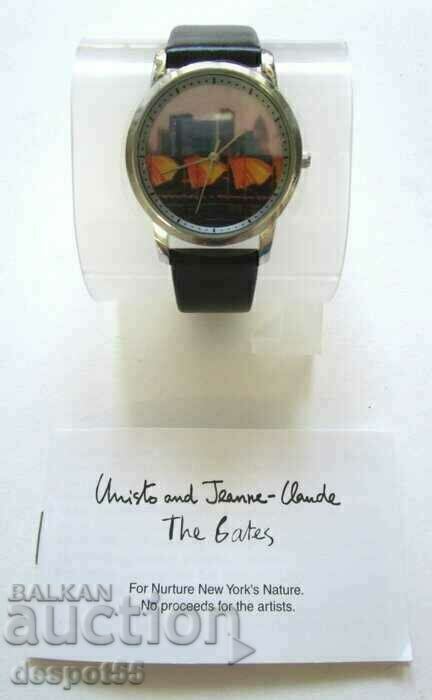 2005. USA - Christo and Jean-Claude. The Gates (The Gates). Clock 2005. USA - Christo and Jean-Claude. The Gates (The Gates). Clock