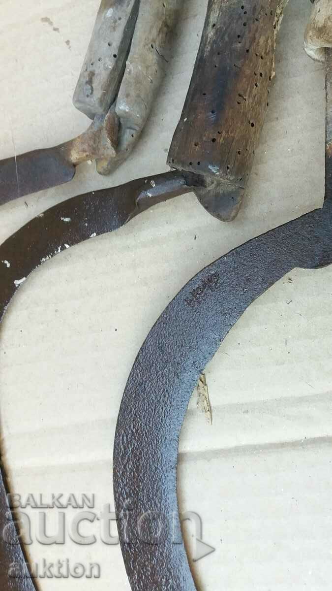Auction  SET OF THREE SICKLES