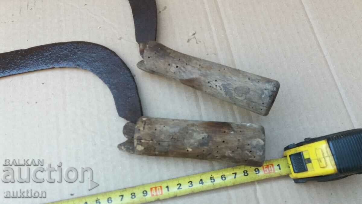 SET OF TWO RENAISSANCE SICKLES with price 6.99 BGN | € 3.57 SET OF TWO RENAISSANCE SICKLES with price 6.99 BGN | € 3.57
