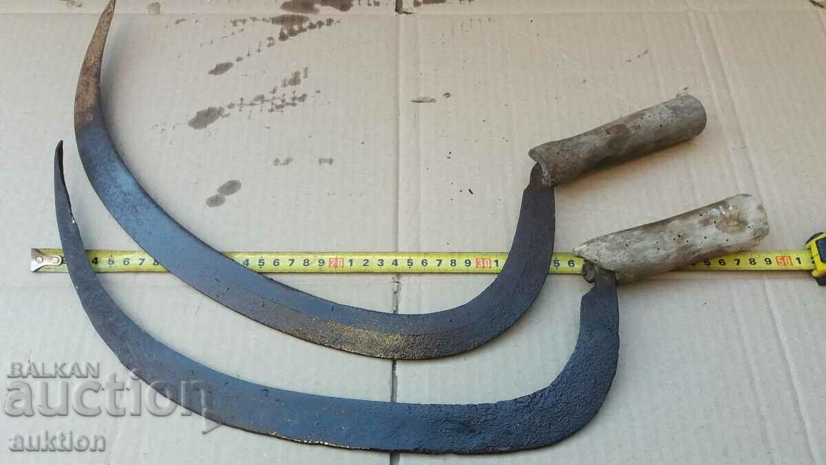 SET OF TWO RENAISSANCE SICKLES - 7 SET OF TWO RENAISSANCE SICKLES - 7